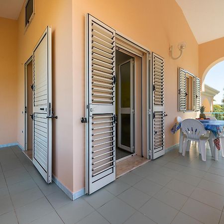 Mare Azzurro Aparthotel คาร์เตดู ภายนอก รูปภาพ